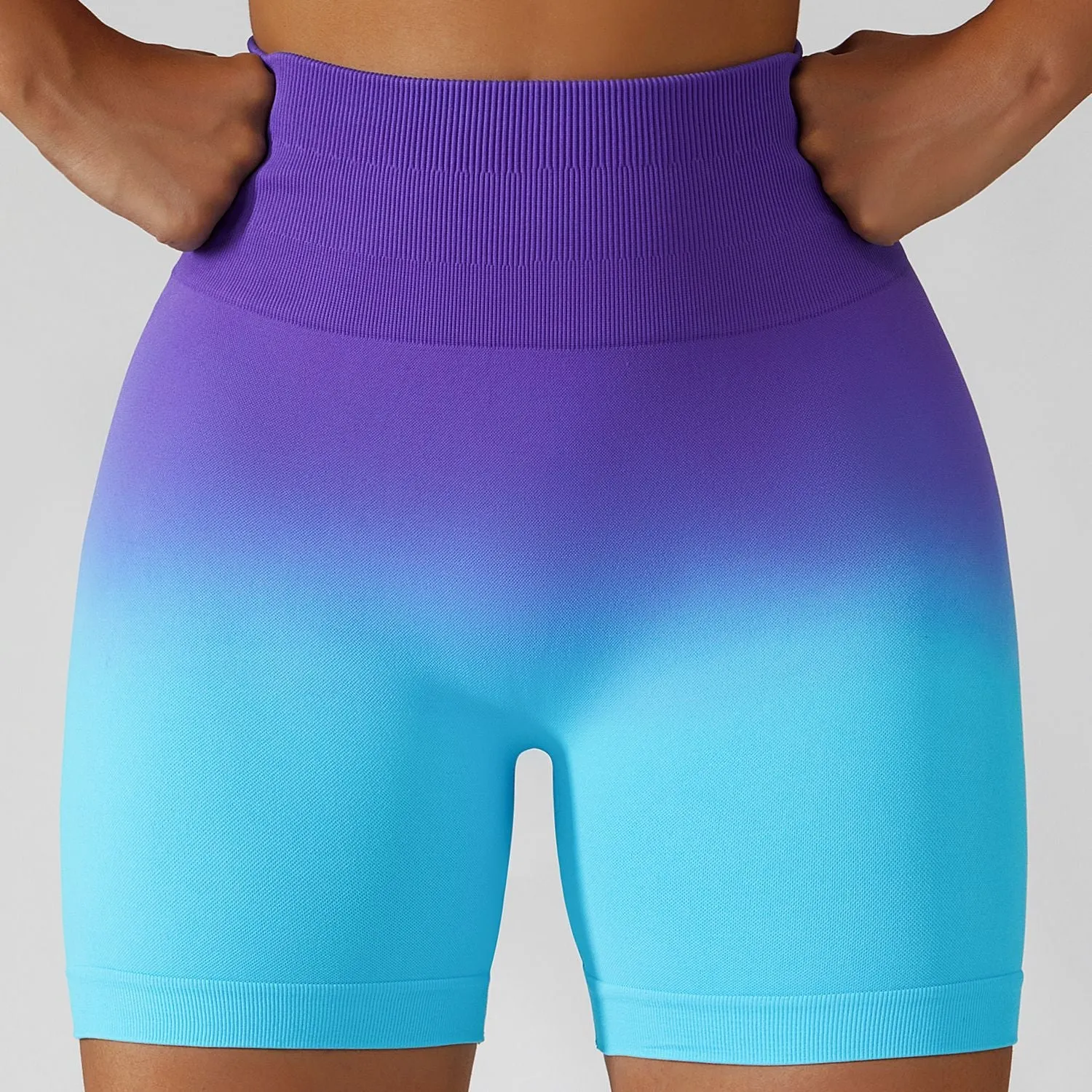 Gradient Seamless Yoga Shorts Breathable Slim Fit Sports Shorts Women High Waist Stretch Hip Lift Fitness Pants