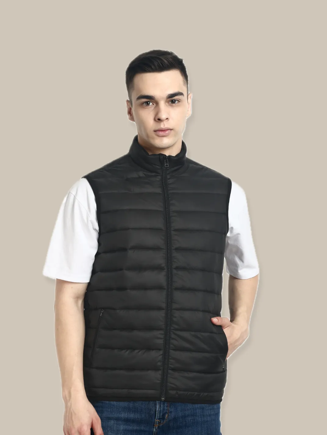 Hummel Venne Men Black Sleeveless Bomber Jacket